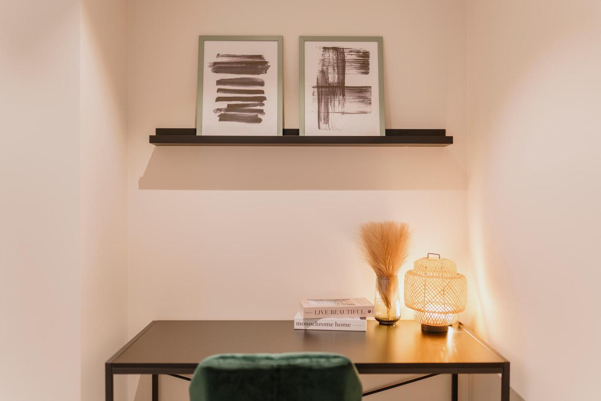 Lejlighed Homely - Huge Terrace, Modern, Quiet, Near Kudamm