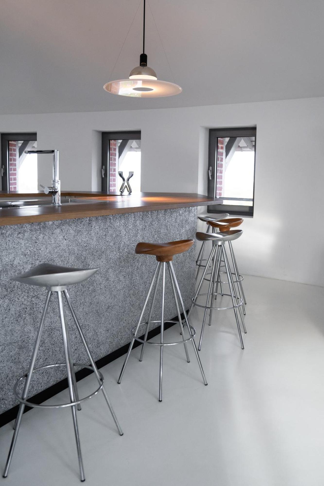 Apartment Water Tower Penthouse *