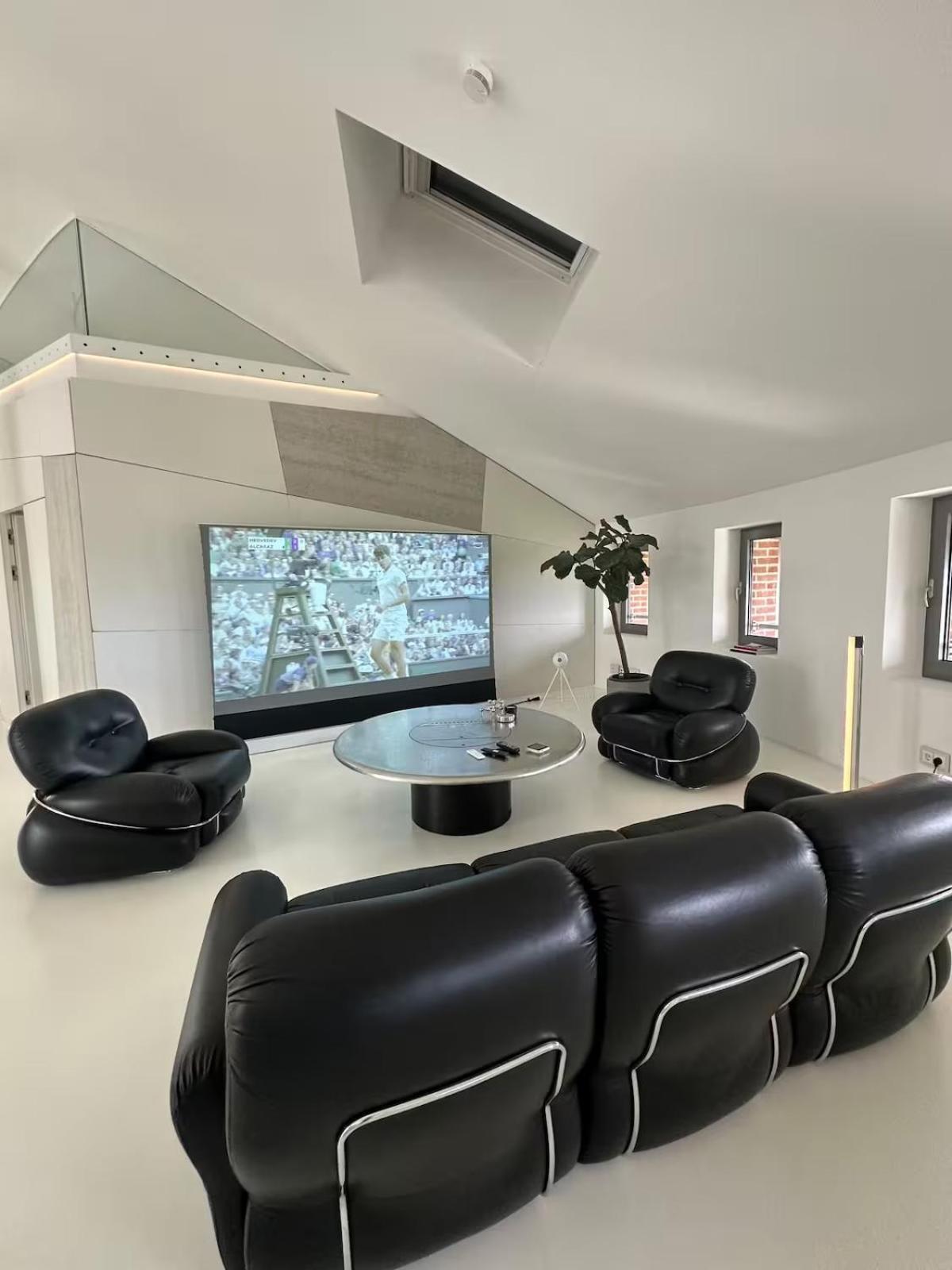 Water Tower Penthouse * Berlin