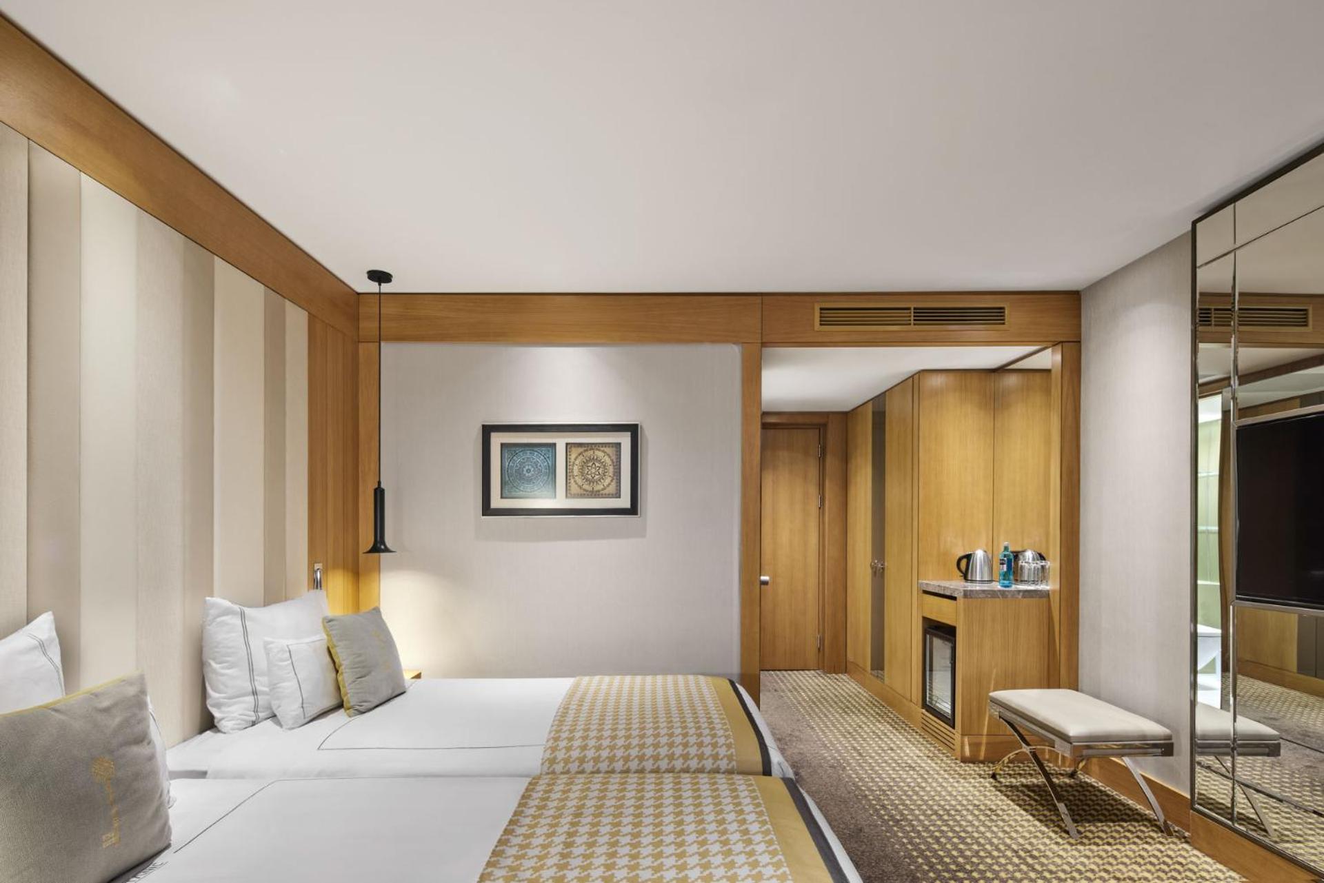 Titanic Chaussee 4* Berlin
