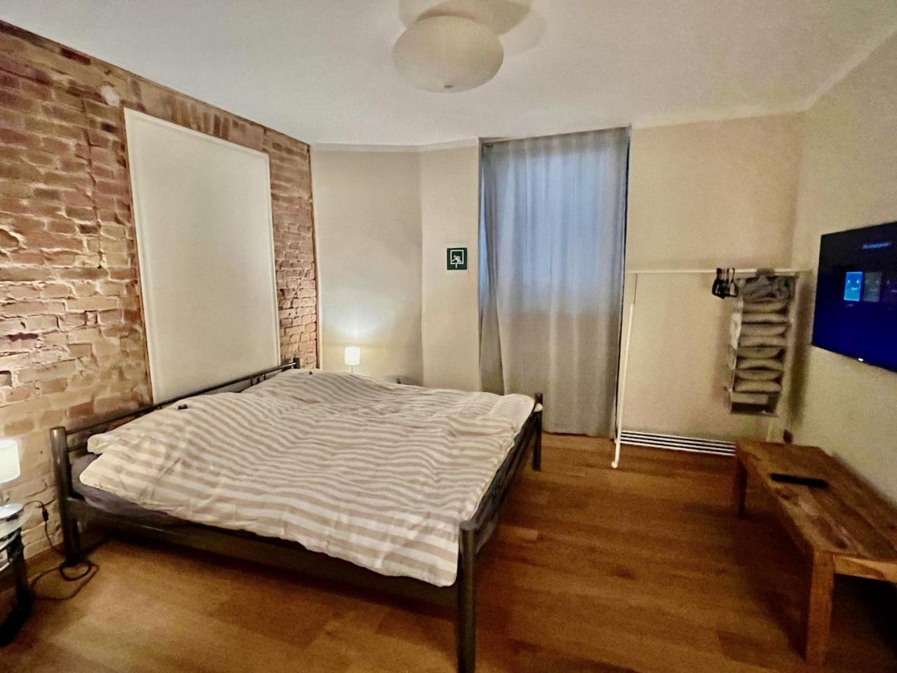Im Nollendorfkiez, 2 Zimmer, Kueche, Bad, Apartment *