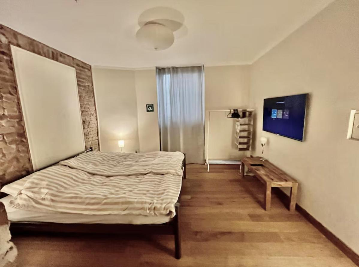 Apartment Im Nollendorfkiez, 2 Zimmer, Kueche, Bad, Berlin