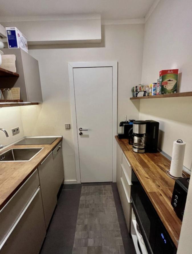Im Nollendorfkiez, 2 Zimmer, Kueche, Bad, Apartment Berlin
