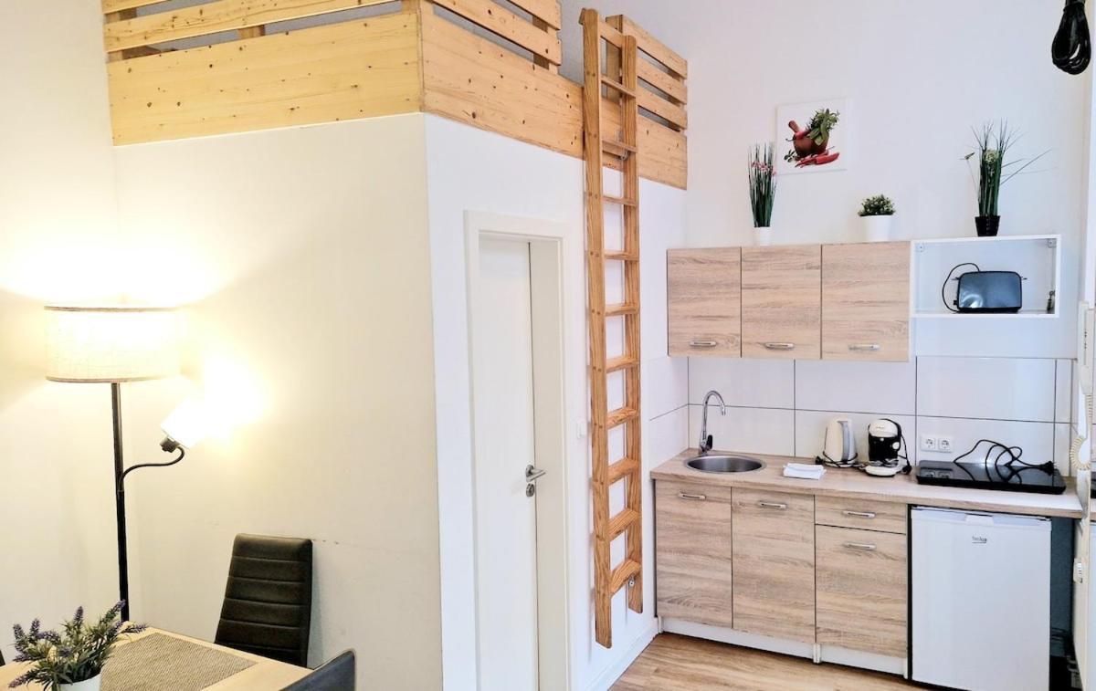 Km1 Small Two-room With Terrace Apartment *
