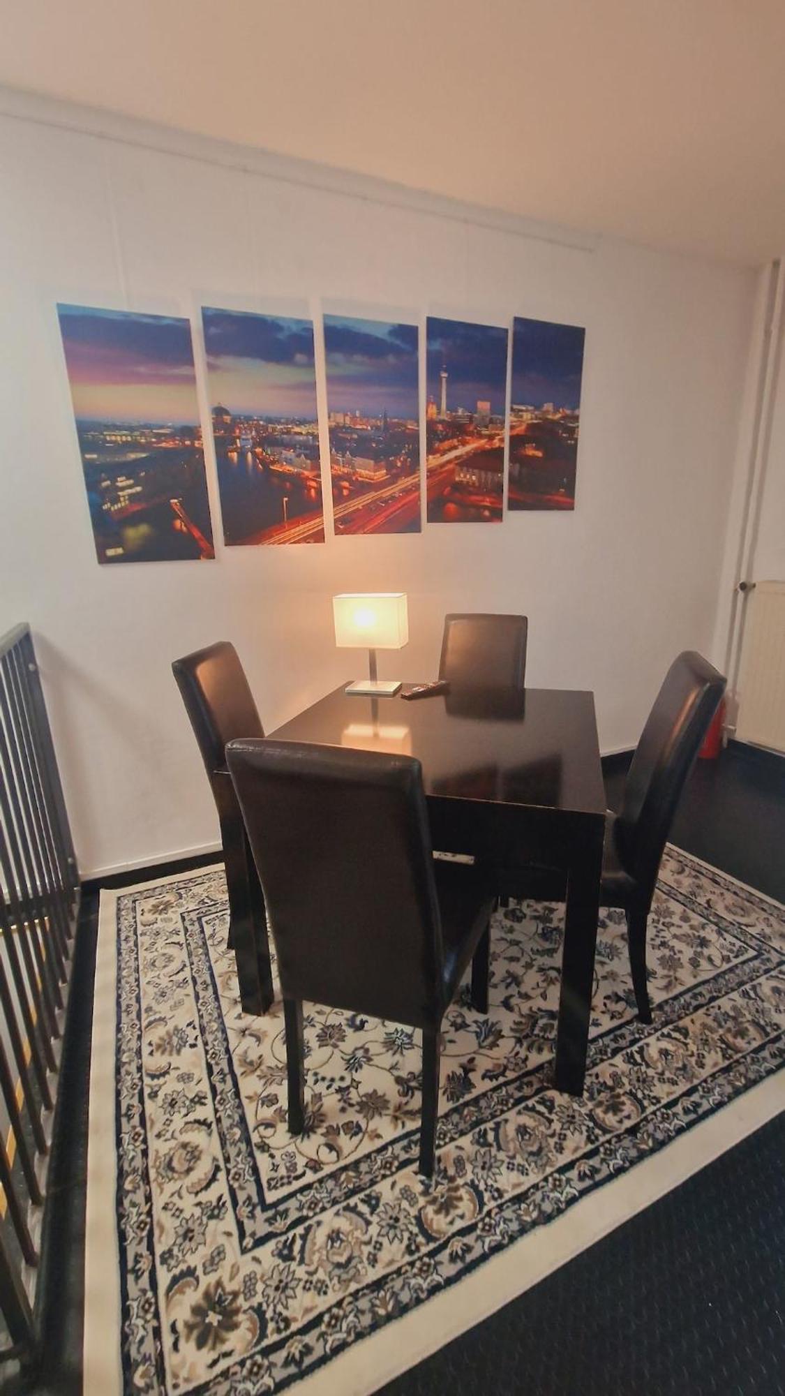 Kreuzberg 1-4 Guest Bedroom Kitchen Bathroom Cinema * Berlin