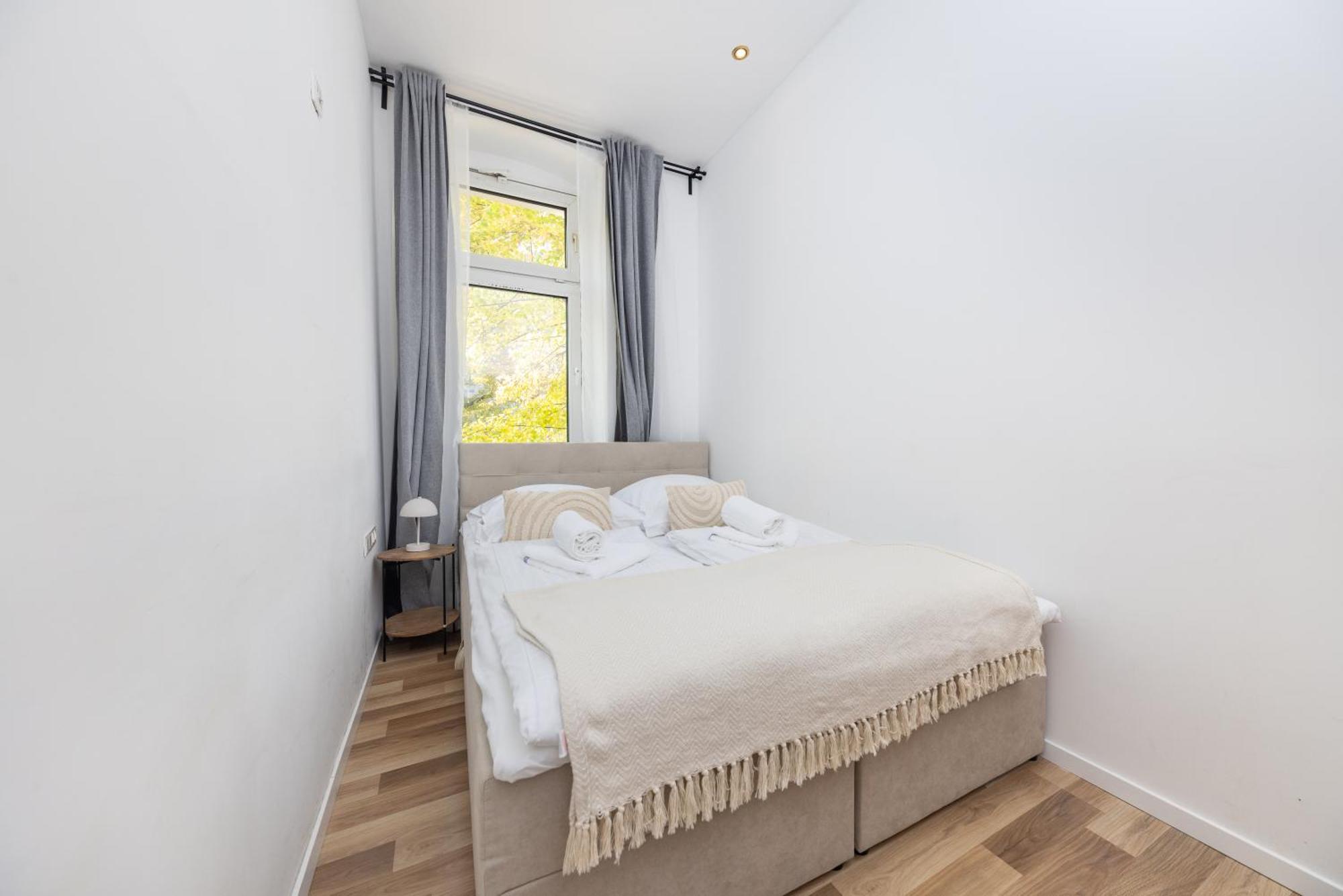 Apartment 4 Grosse Kueche Balkon Am Maybachufer