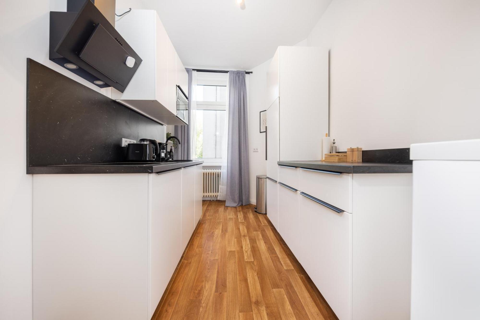 4 Grosse Kueche Balkon Am Maybachufer Apartment *