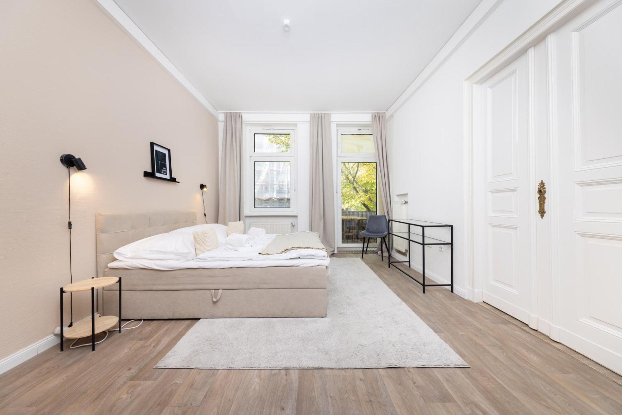4 Grosse Kueche Balkon Am Maybachufer