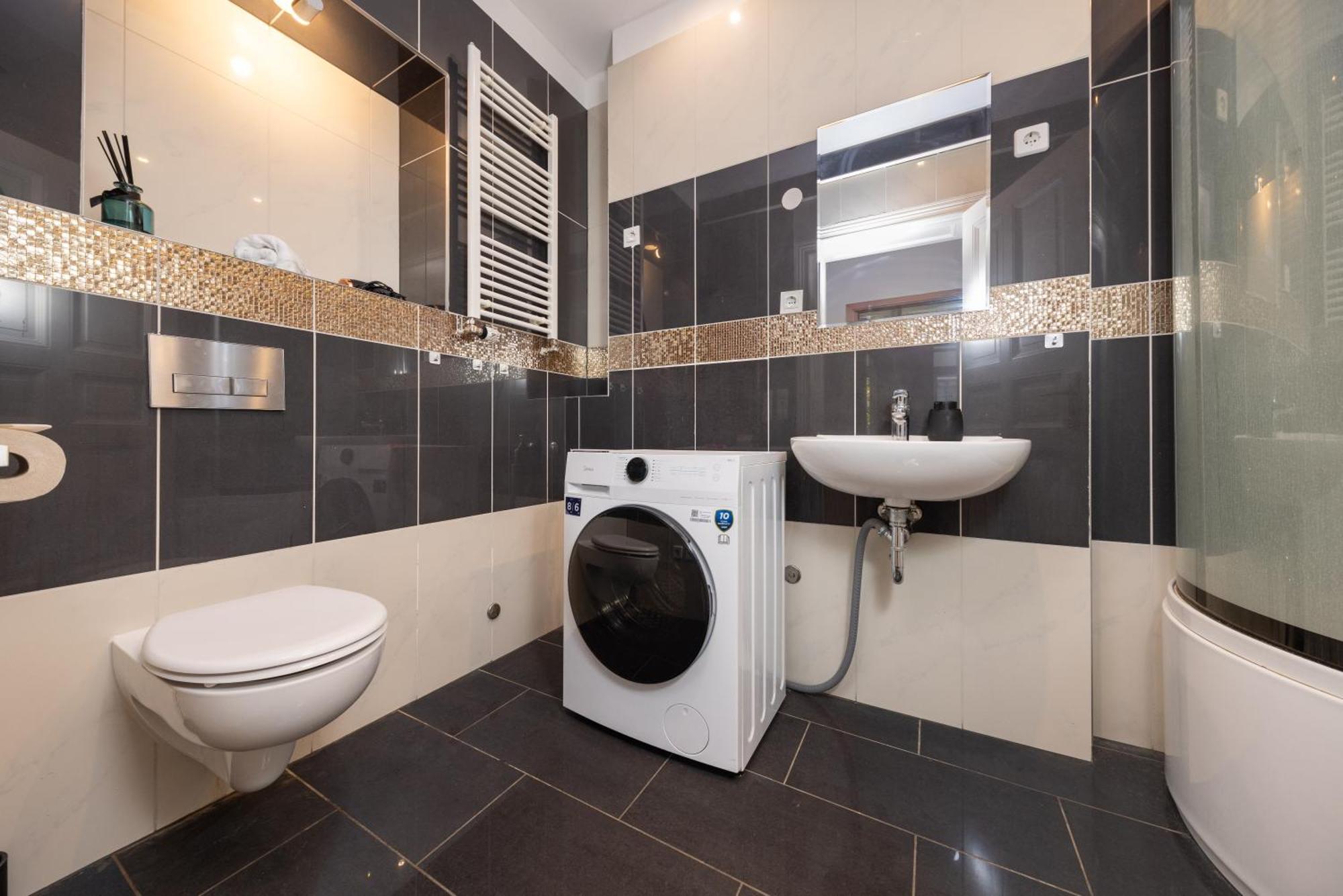 4 Grosse Kueche Balkon Am Maybachufer Apartment