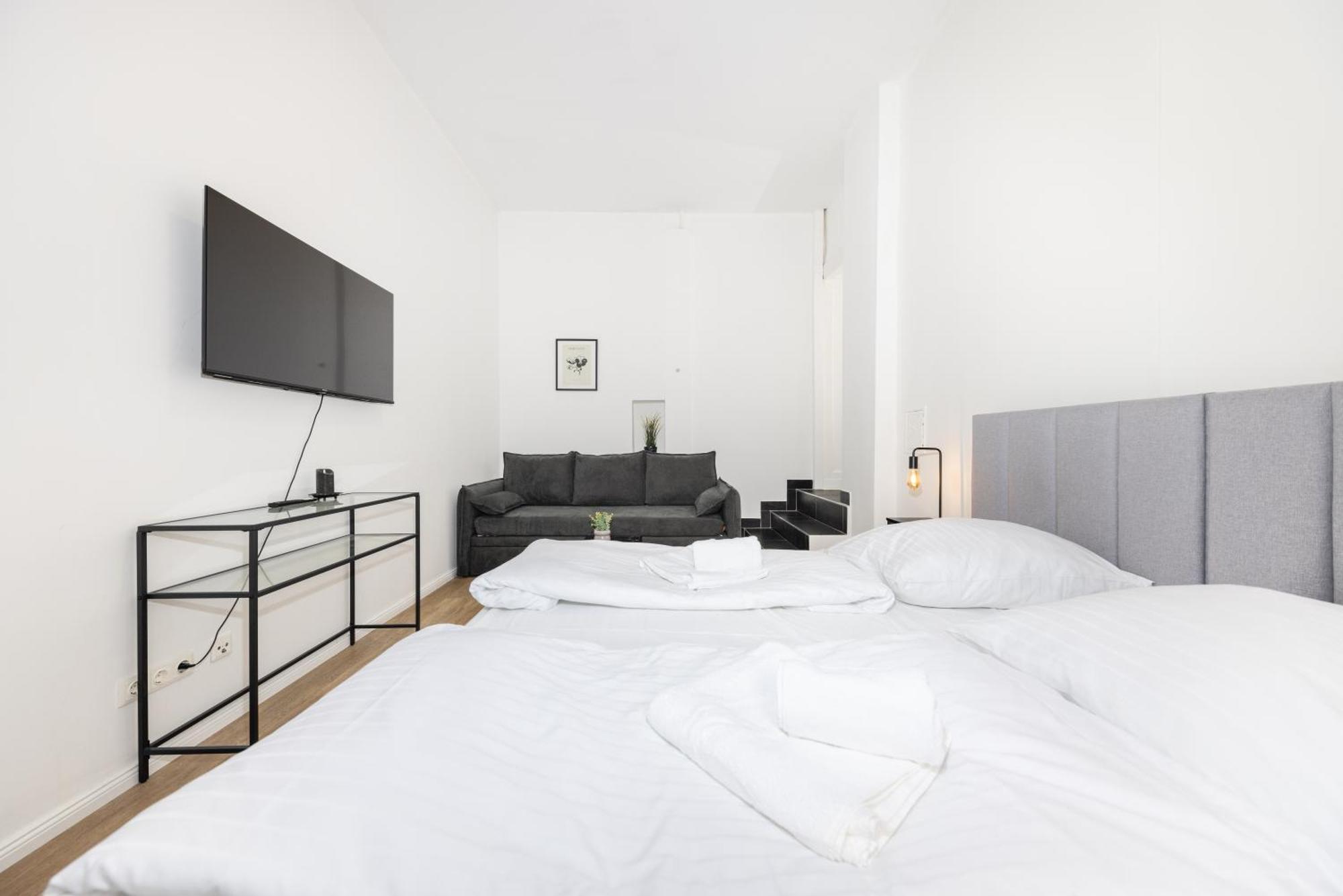 Apartment 2br Modern Maybachufer Tischkicker *