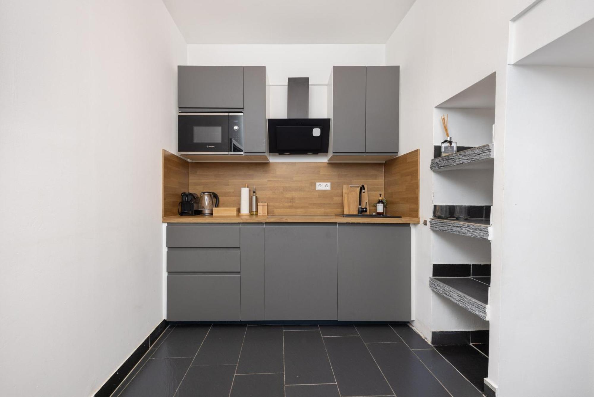 Apartment 2br Modern Maybachufer Tischkicker *