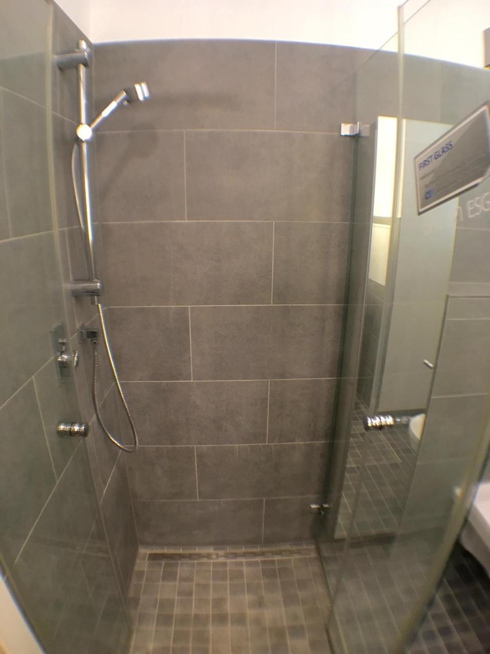 Im Nollendorfkiez, 2 Zimmer, Kueche, Bad, * Berlin