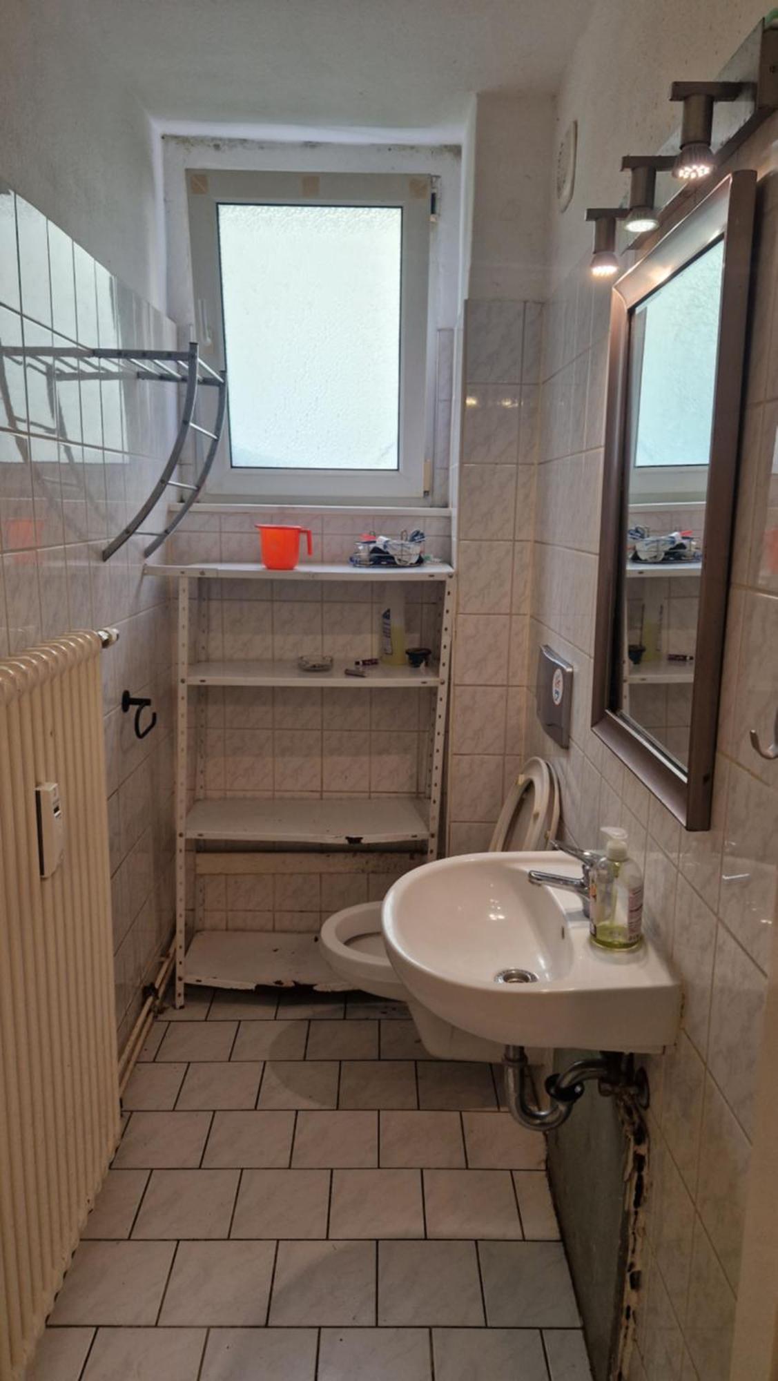 Rathenaustrasse Hostel *