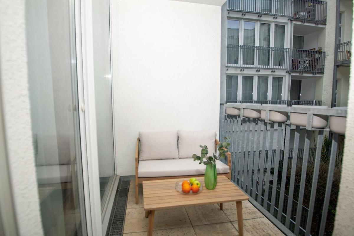 Hautnah! Designer-apartment An Der Spree Apartment