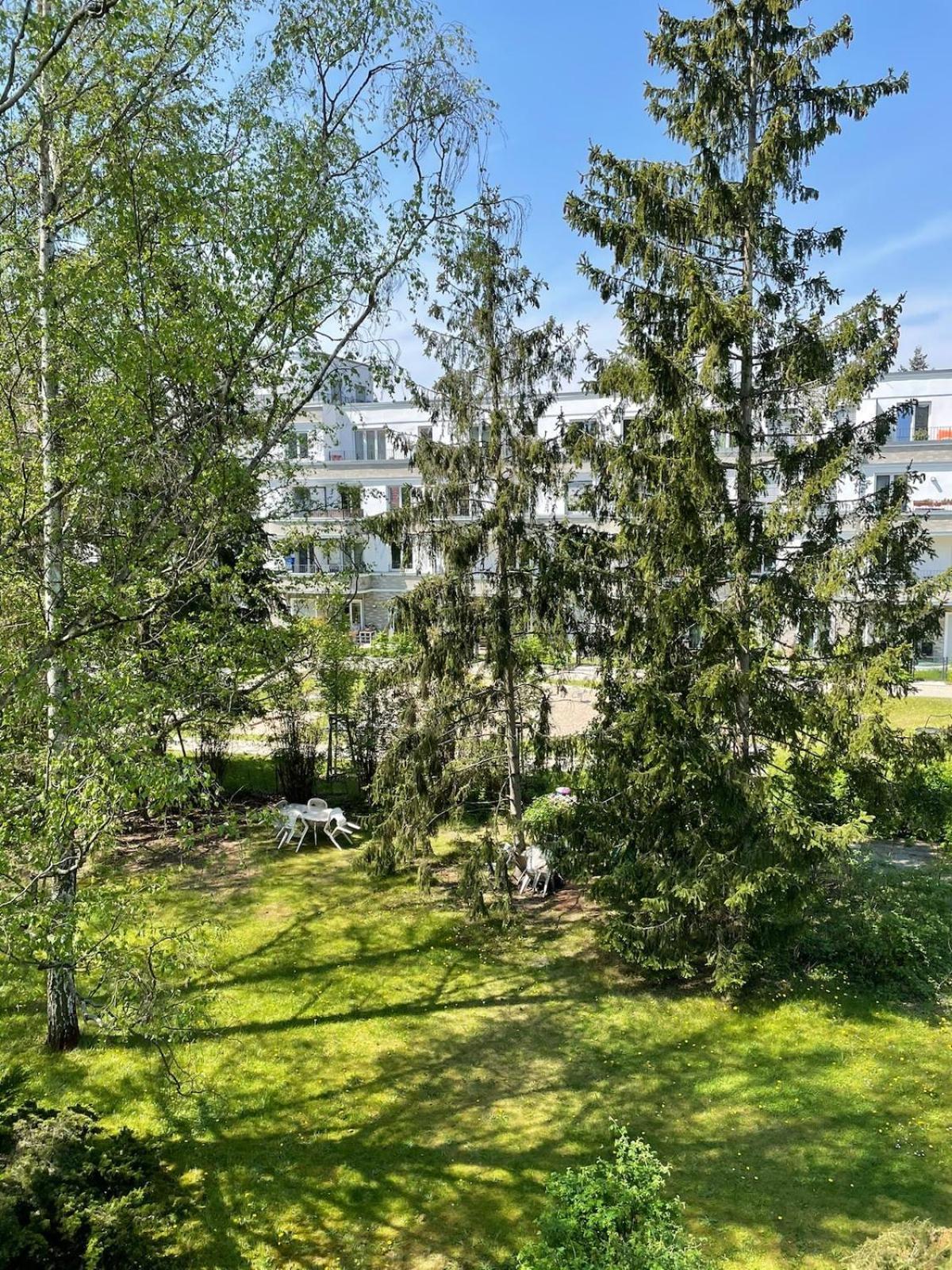 Modern And Cozy In Good Location Apartment *