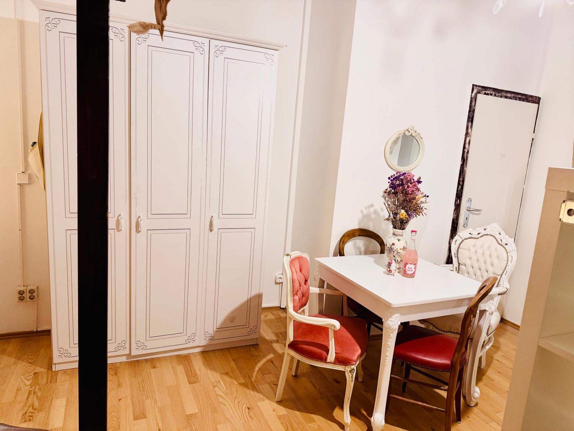 Romantic Apartment *