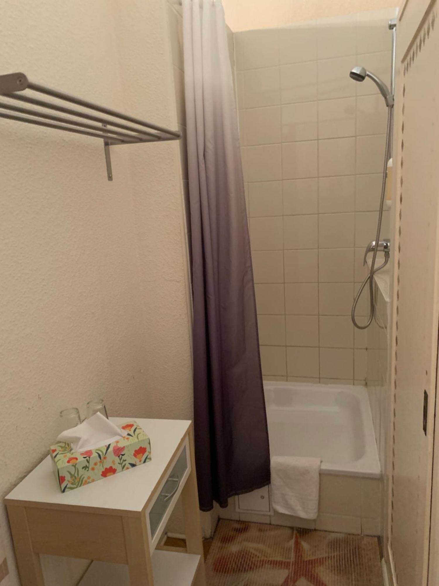 Senta Guest house 2*