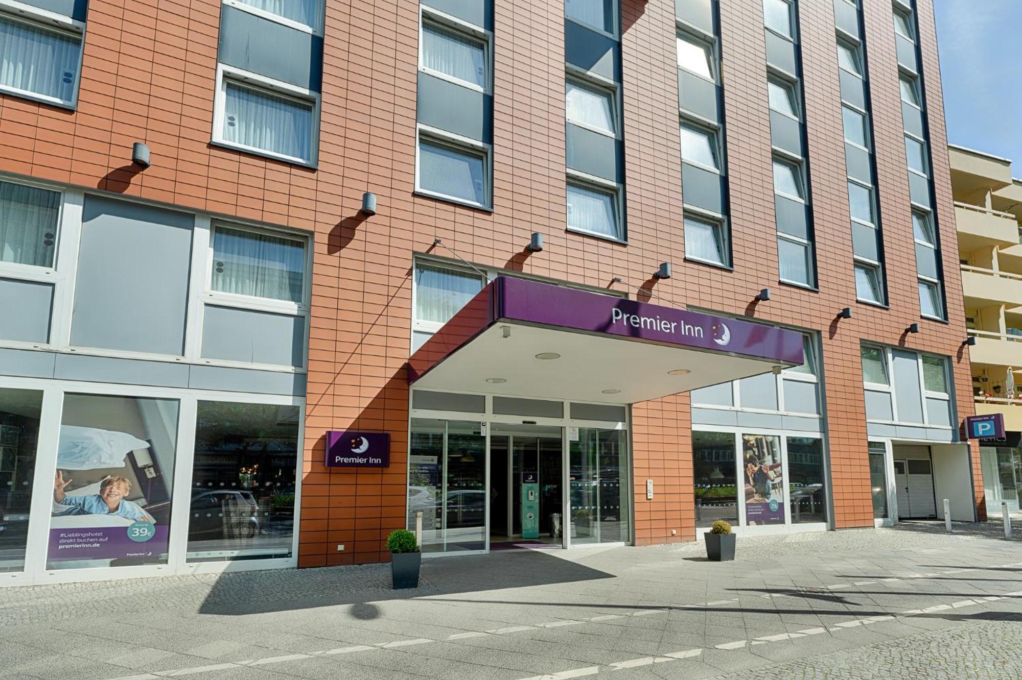 Premier Centre 3*