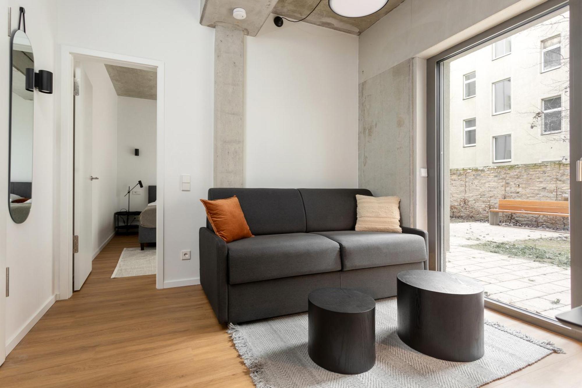 Aparthotel Global Living I Thegraf - East Side Gallery Berlin