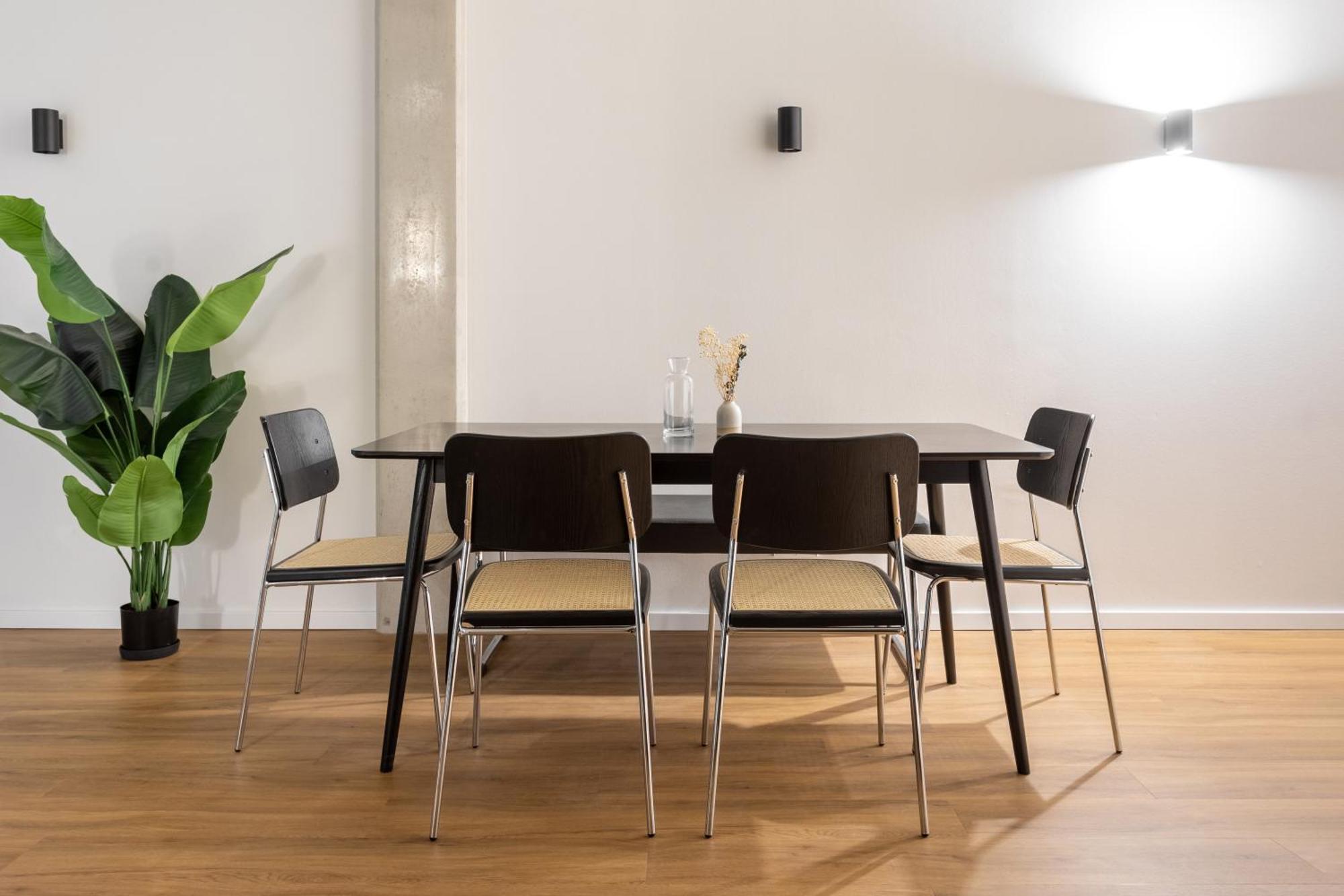 Aparthotel Global Living I Thegraf - East Side Gallery *