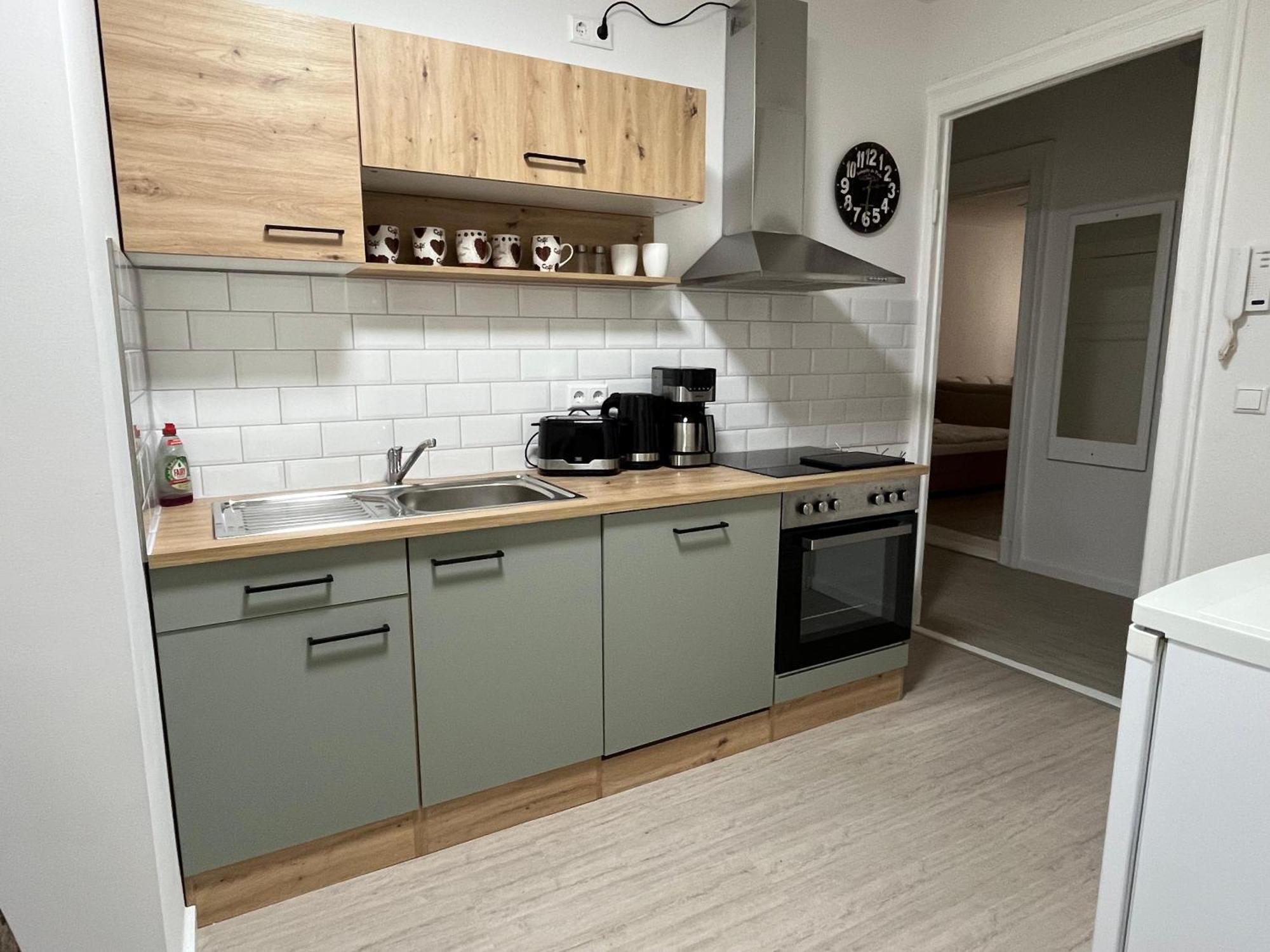 Ferienhaus Atze4 Monteurzimmer Fuer 6 Personen *