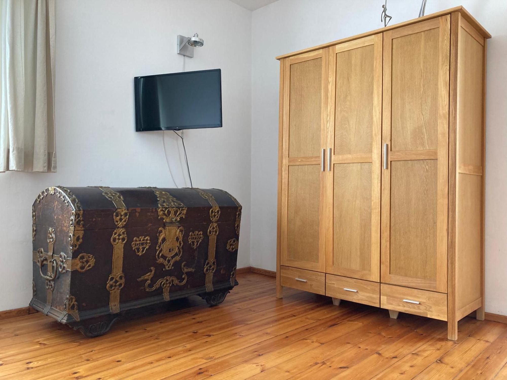 In Berlin-gruenau, Wasser- Und Waldnaehe, Gute Verkehrsanbindung Apartment