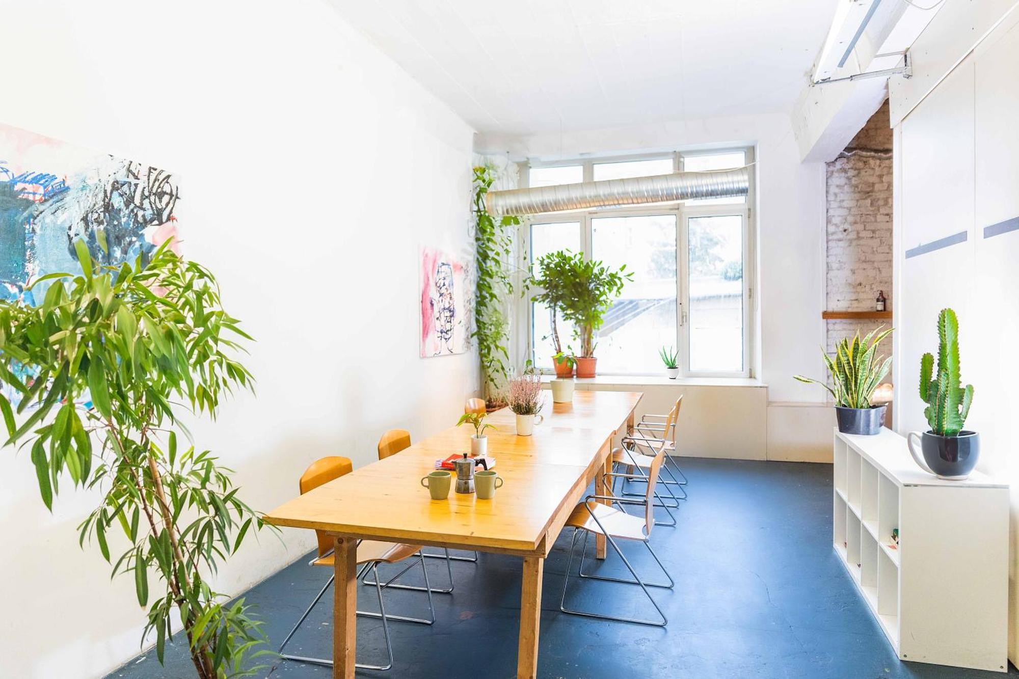 200 Qm Loft Am Fluss Fuer Freunde Und Familien !