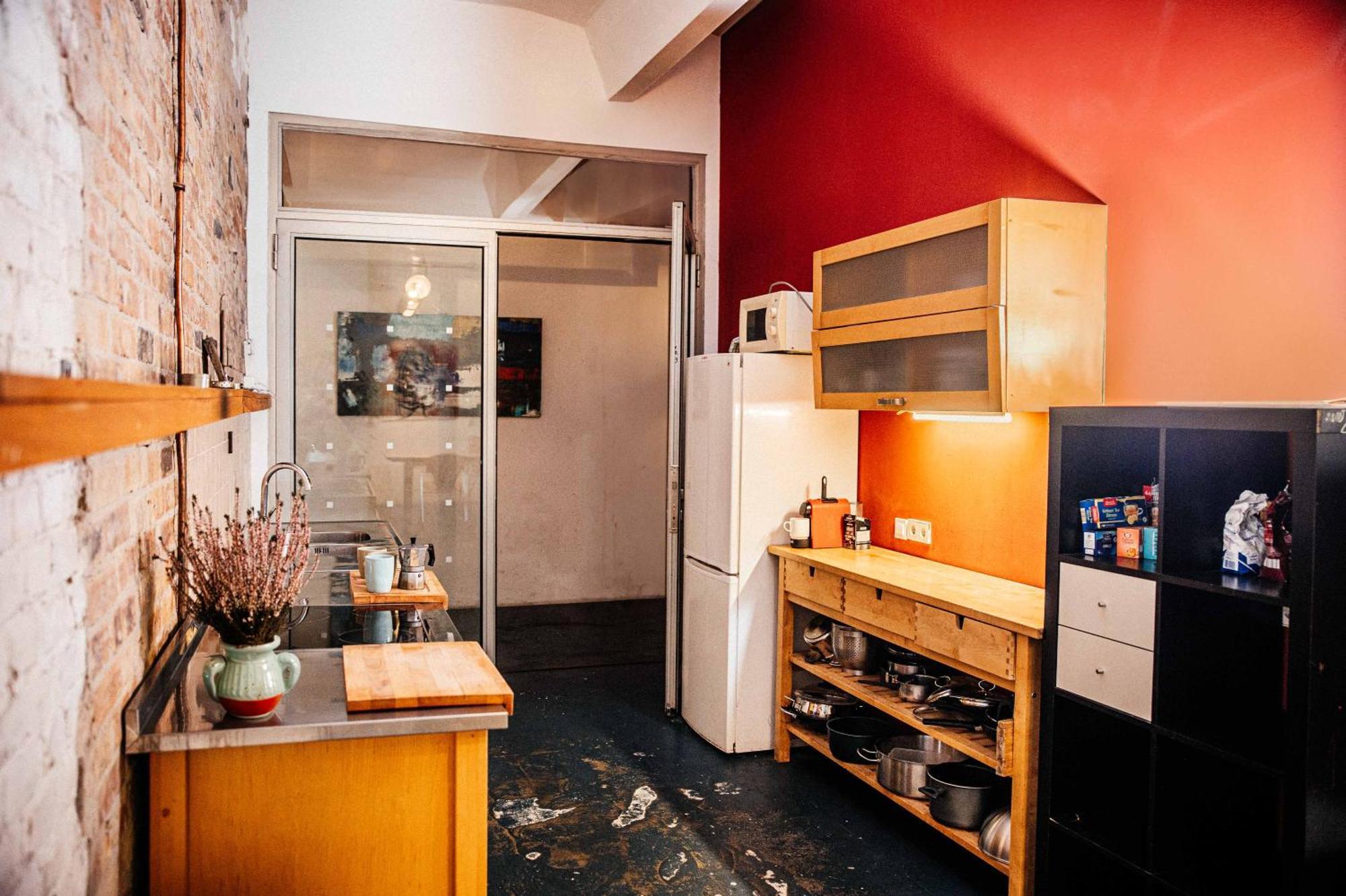 Apartment 200 Qm Loft Am Fluss Fuer Freunde Und Familien ! Berlin