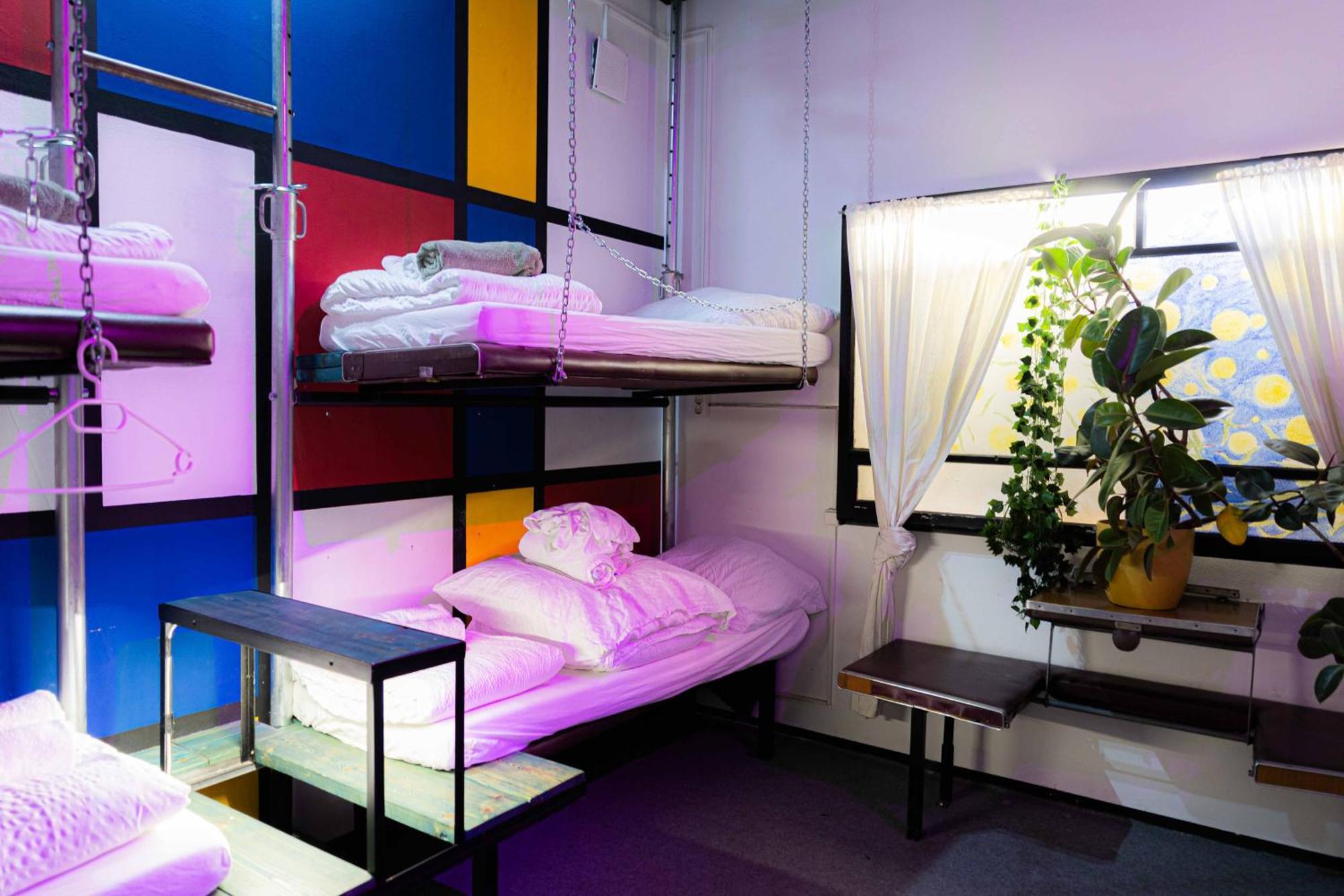 200 Qm Loft Am Fluss Fuer Freunde Und Familien !