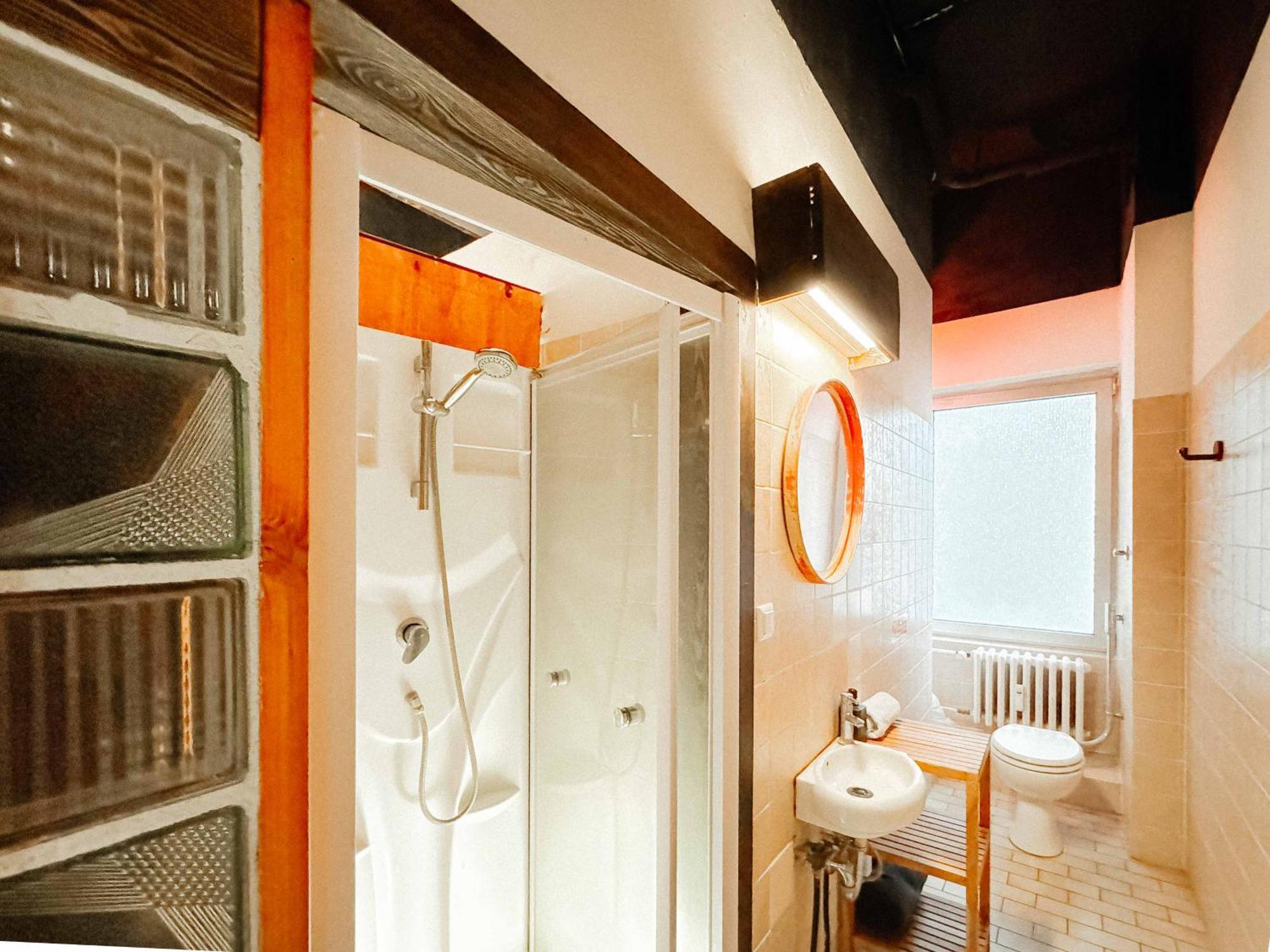 200 Qm Loft Am Fluss Fuer Freunde Und Familien ! Berlin