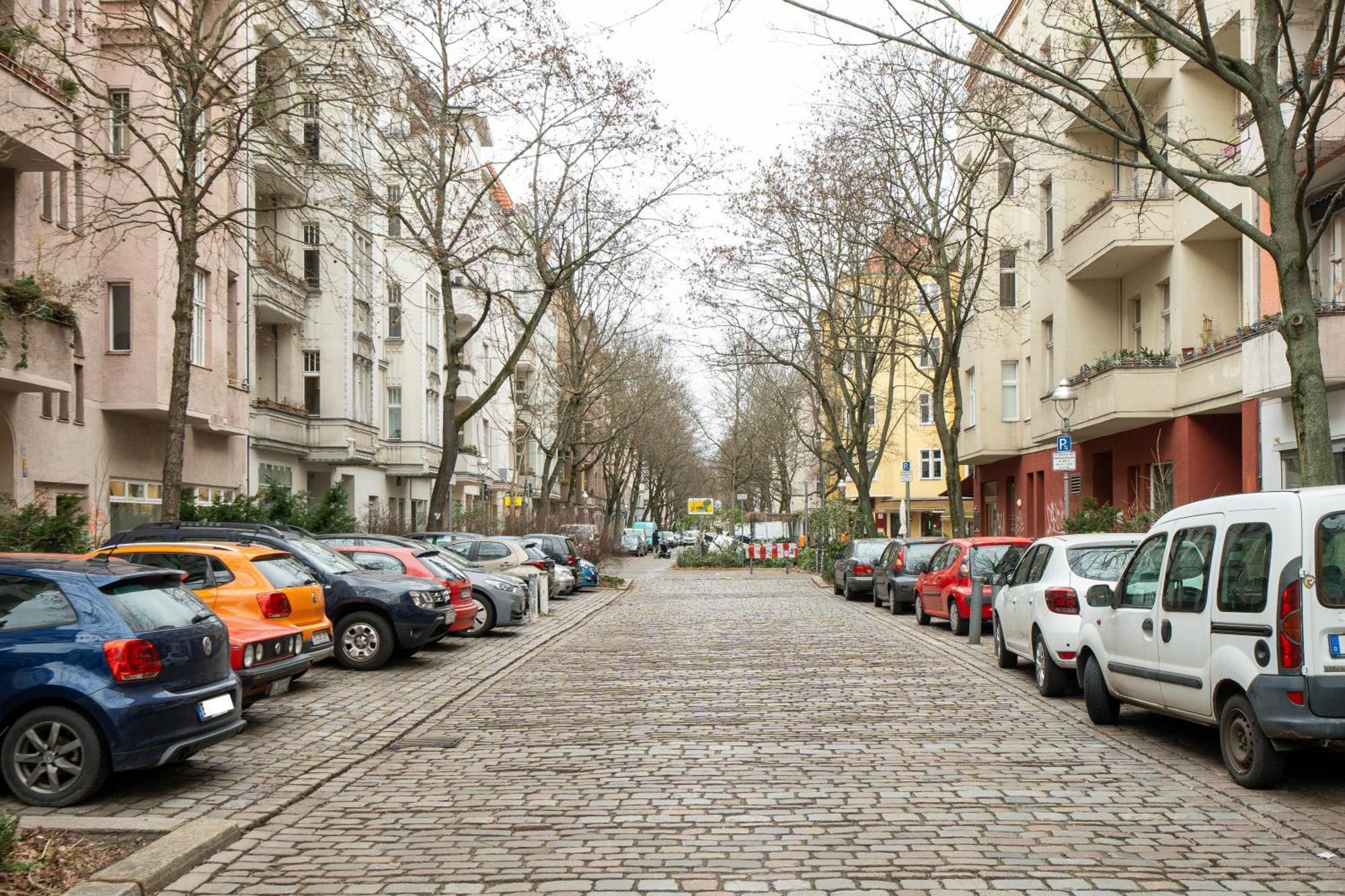 Homely - Luxurious, Spacious, Near Victory Column, River Berlin
