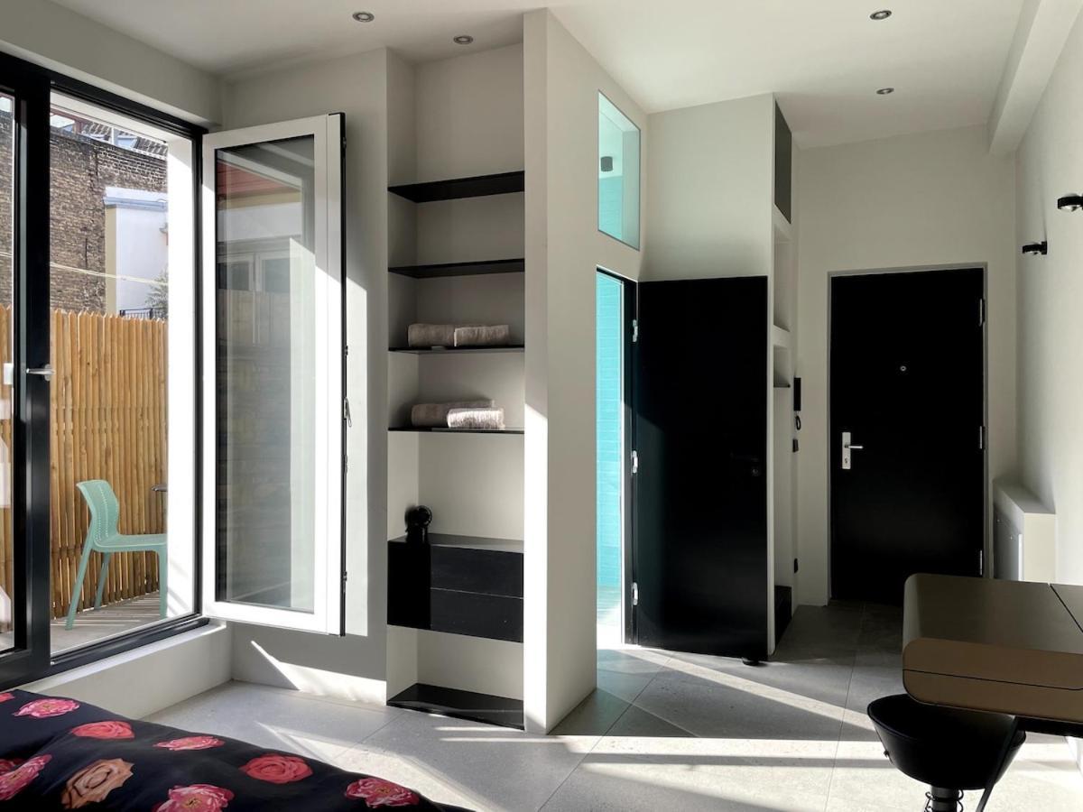 With A Bathroom And Private Entrance Door Apartment Berlin