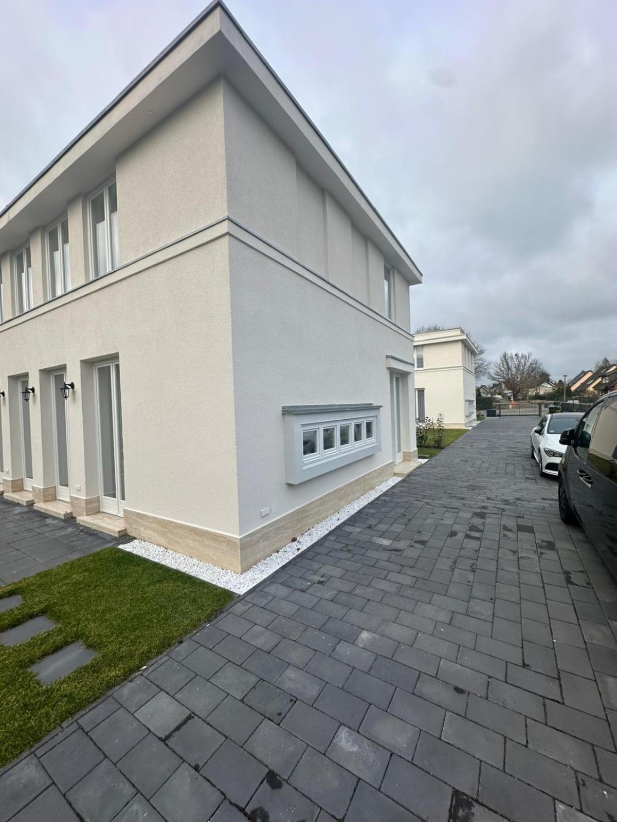 Nova Villa *