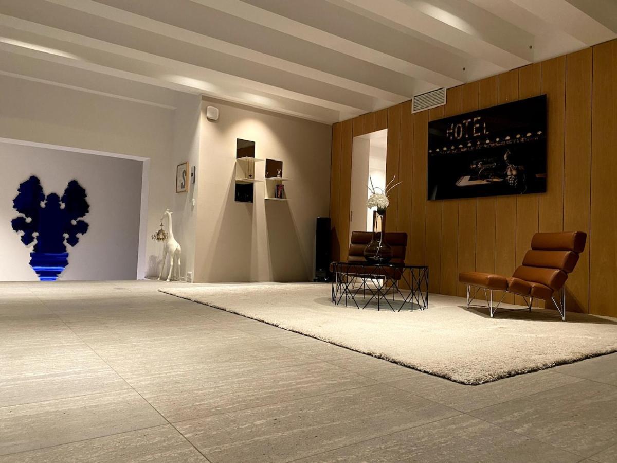 Highclass Luxury Penthouse Near Kudamm Apartment