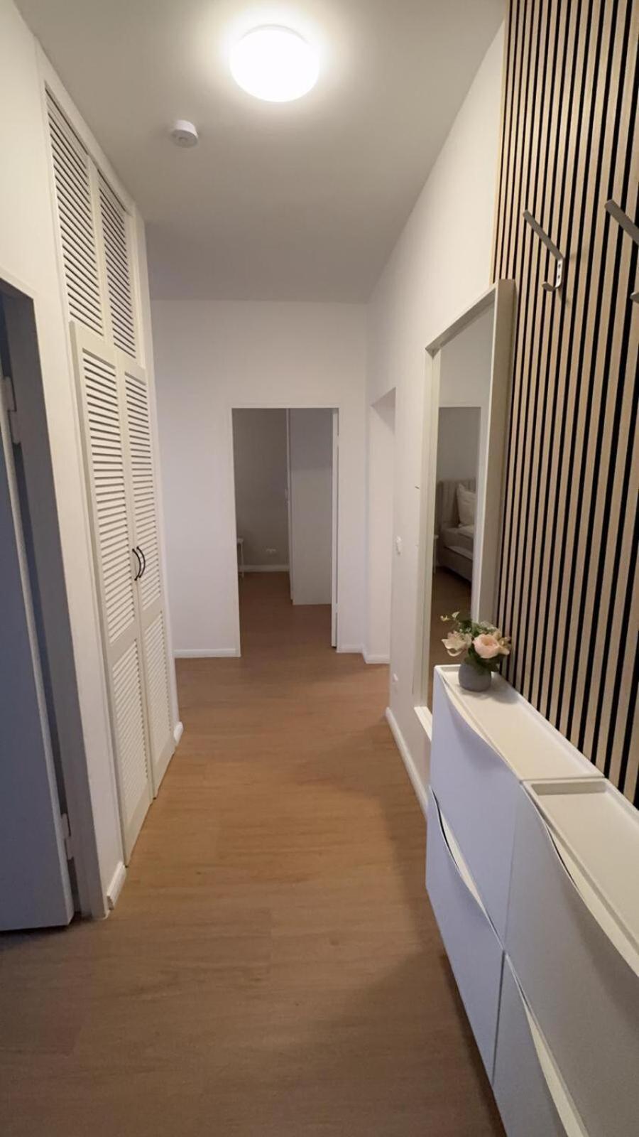 Modernes Ferienapartment In Berlin-neukoelln Apartment