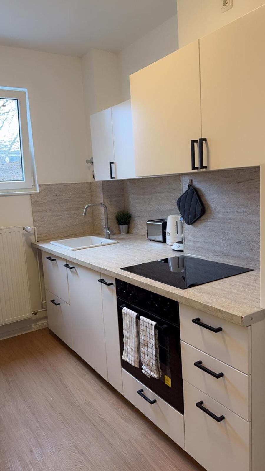 Modernes Ferienapartment In Berlin-neukoelln Apartment