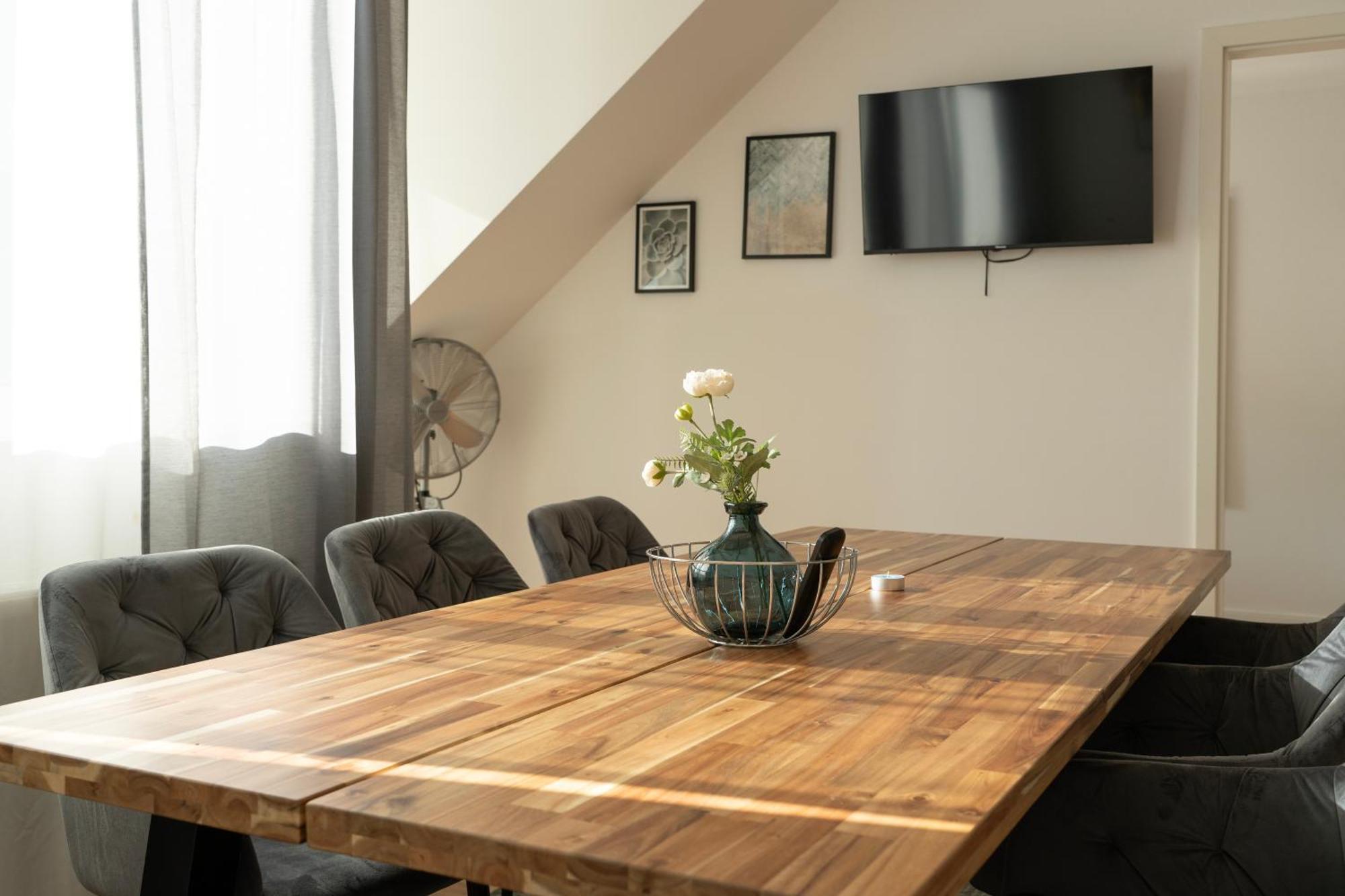 Urban Flats Aparthotel