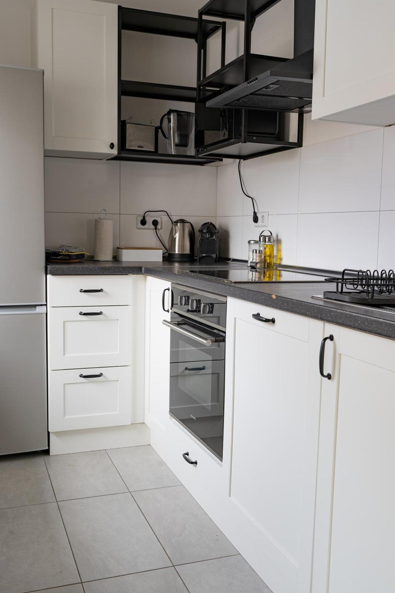 Urban Flats Apartment *