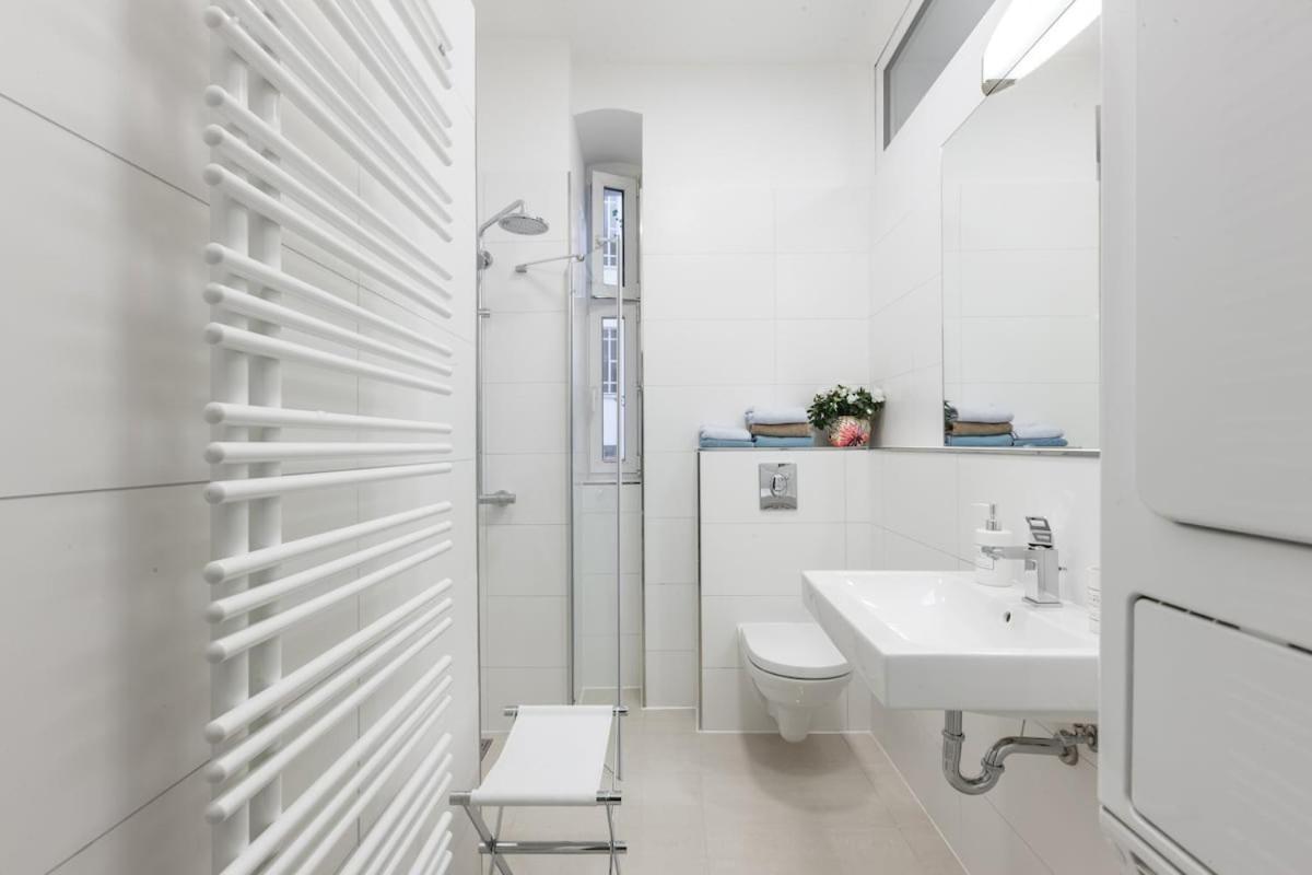 Apartment P42 Room22 Kollwitzkiez Berlin