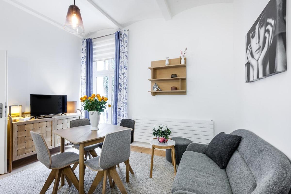 P42 Room22 Kollwitzkiez * Berlin