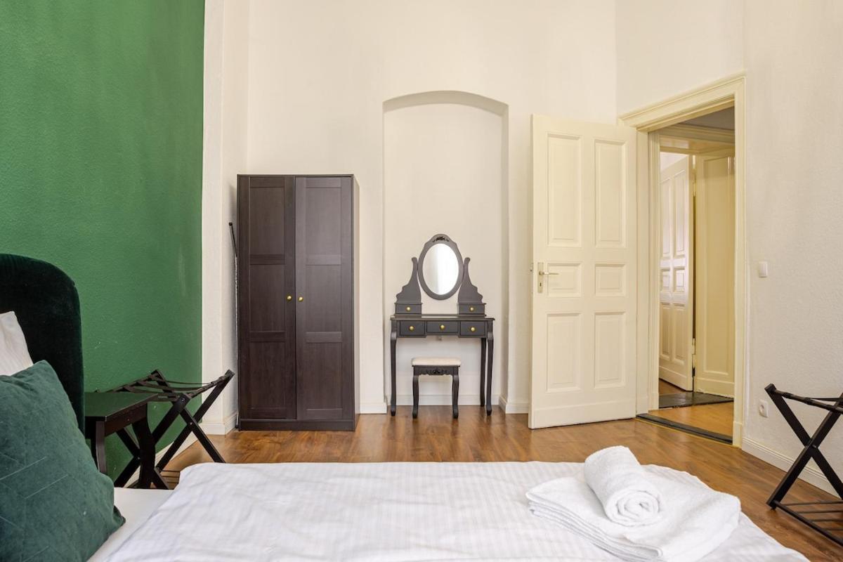 Apartment 3-room Treptower Park