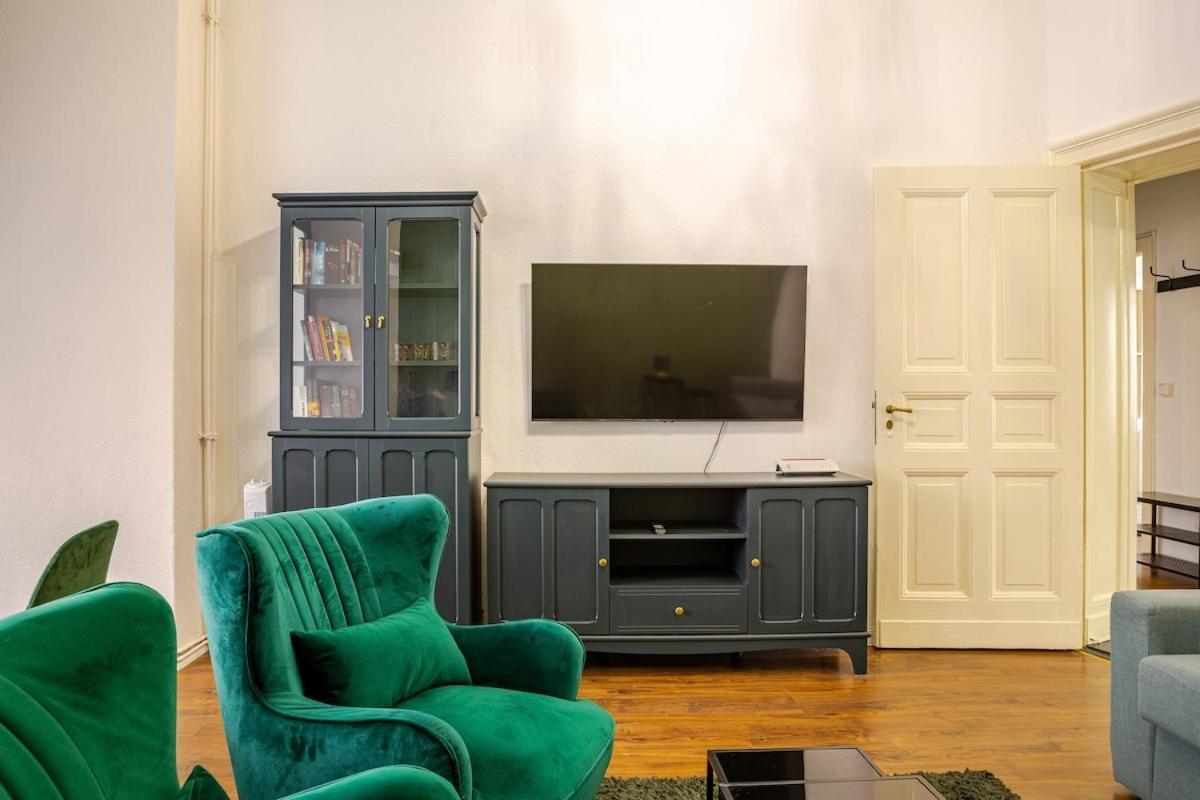 Apartment 3-room Treptower Park