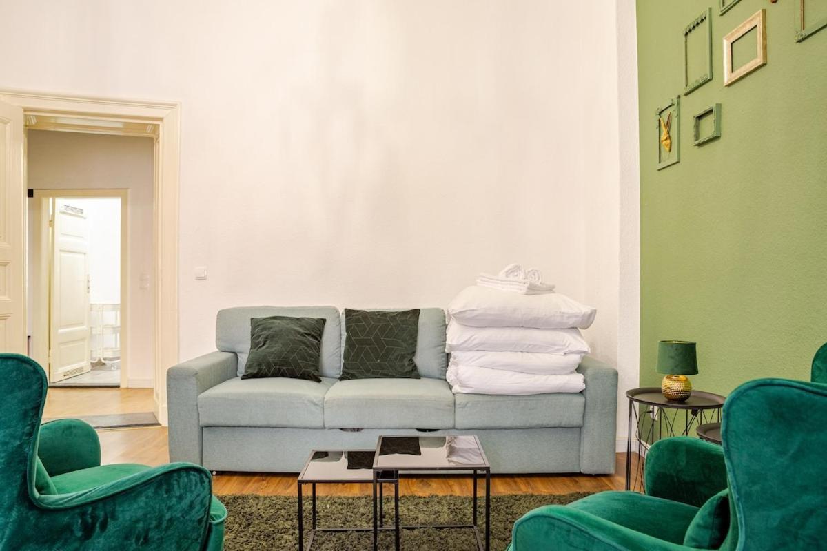 Apartment 3-room Treptower Park