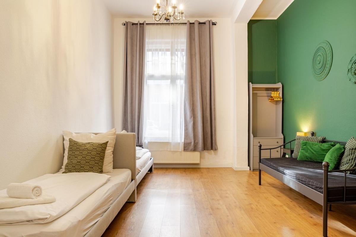 Apartment 3-room Treptower Park *