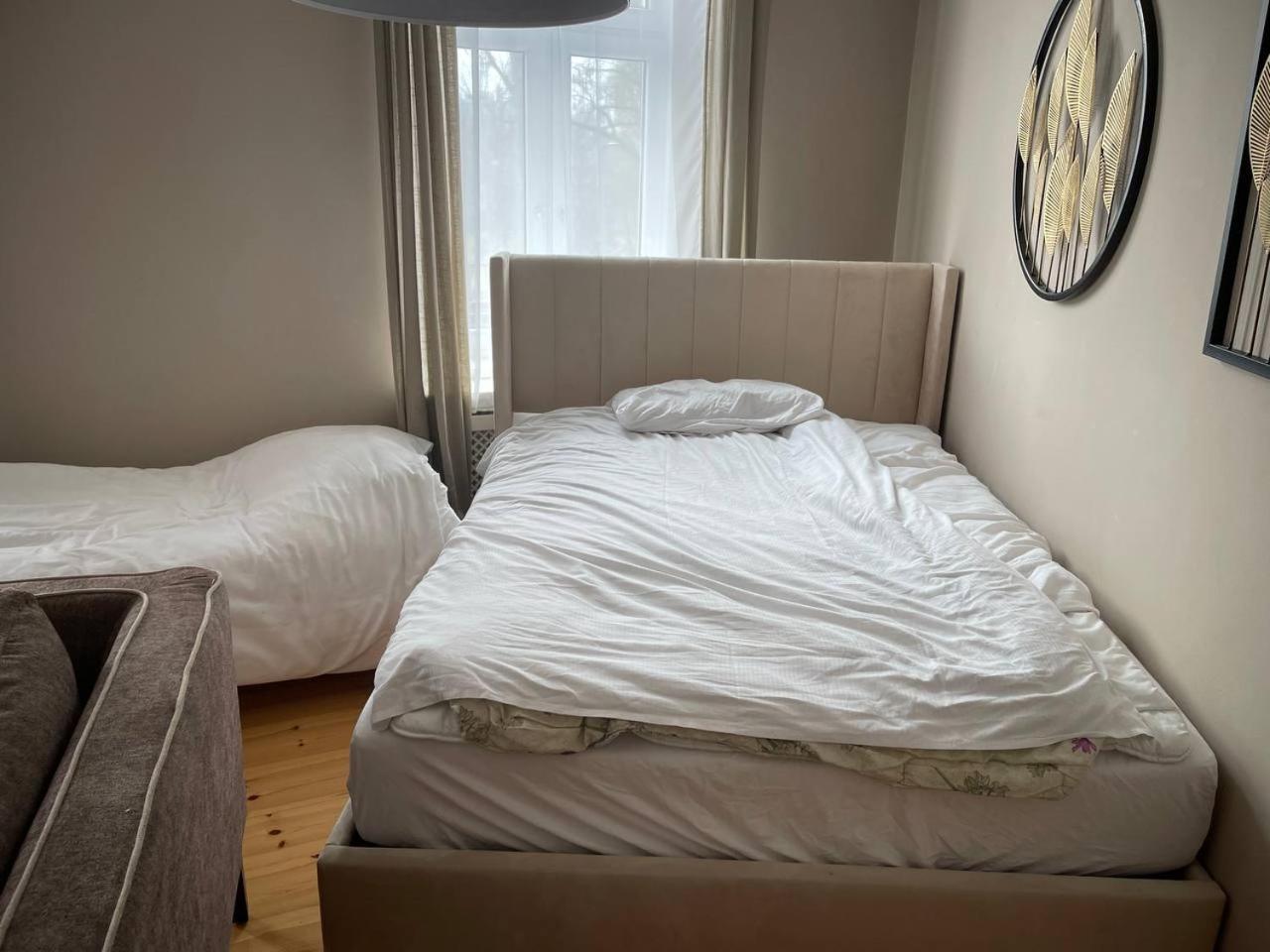 Warm And Stylish Kilian Schmid In For A Comfortable Apartment