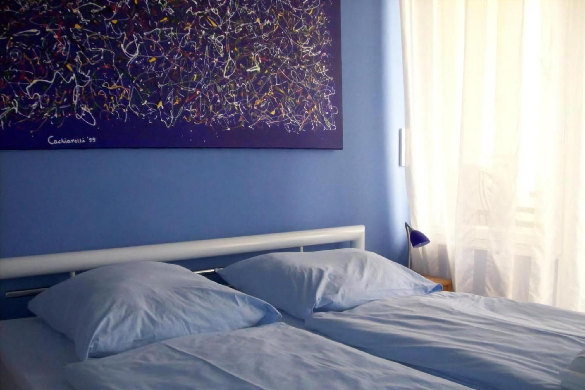 Apartment Stylische Mit Suedbalkon In Messenaehe