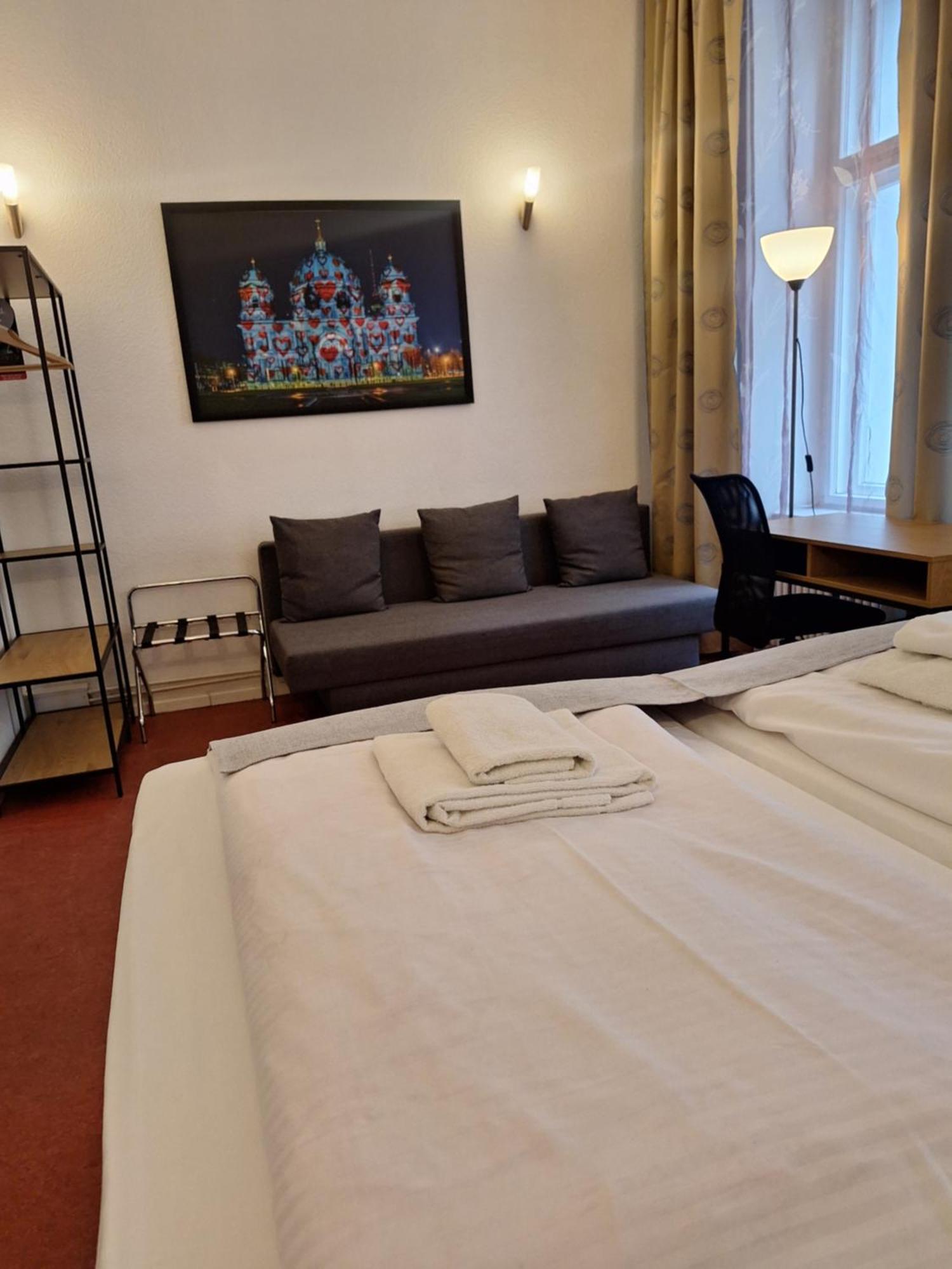 Amelie Hotel