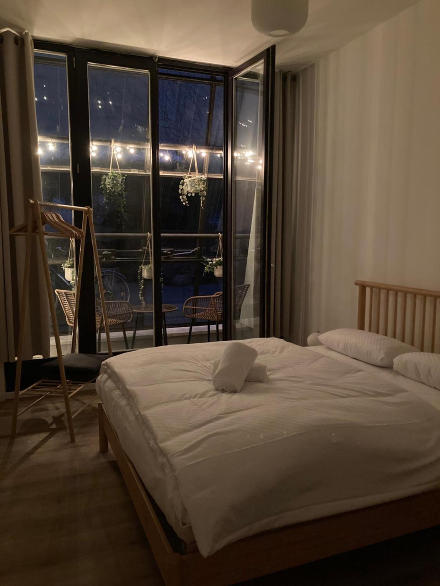 Minimal Kreuzberg Hostel
