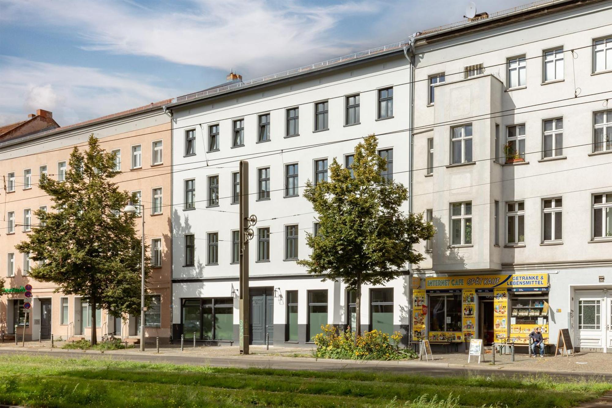 Apartment Coolest In Berlin, Easy Check-in, Big & Cozy, Near Center - Especially For Groups! Berlin