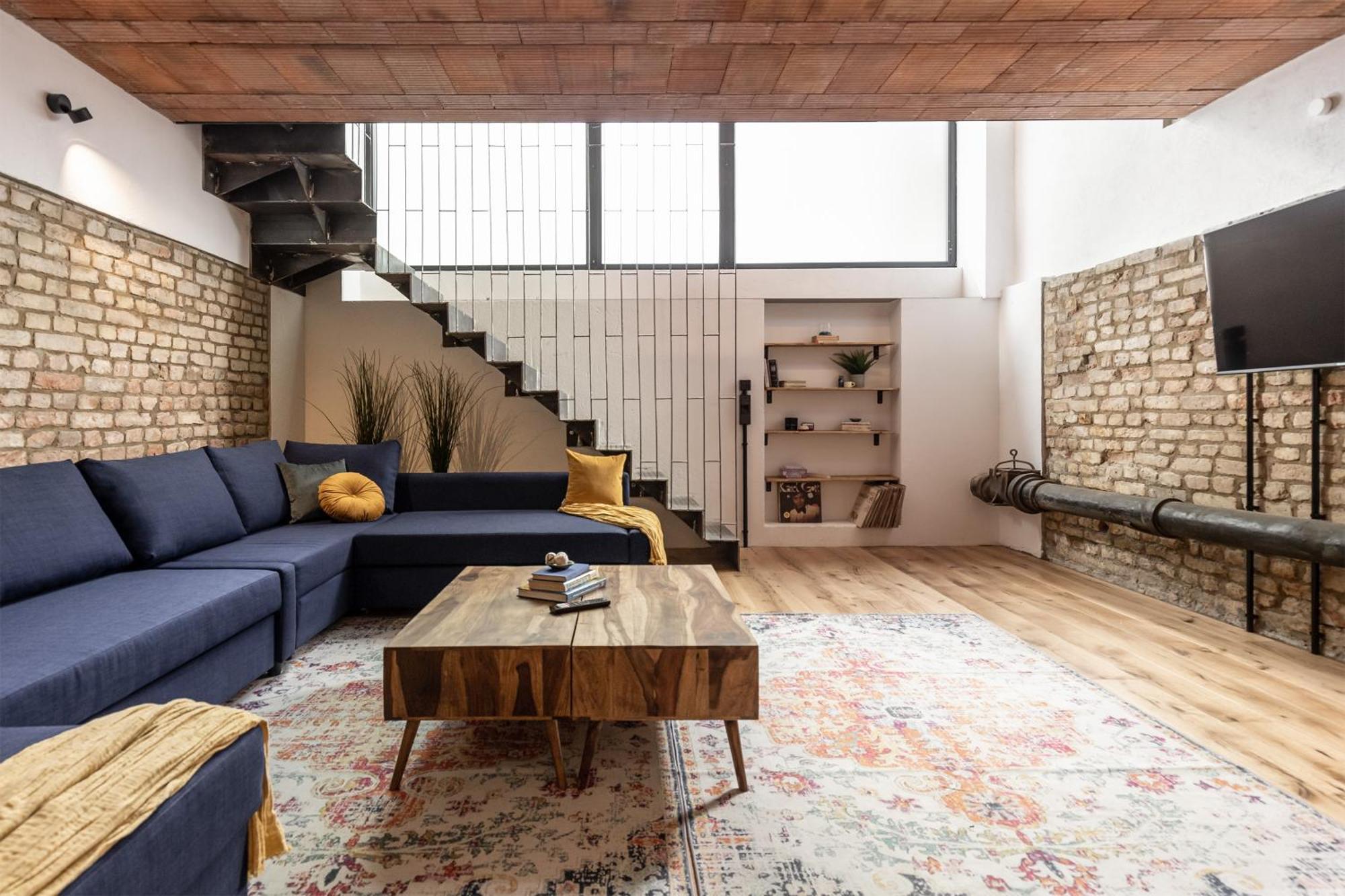 Coolest In Berlin, Easy Check-in, Big & Cozy, Near Center - Especially For Groups! Apartment